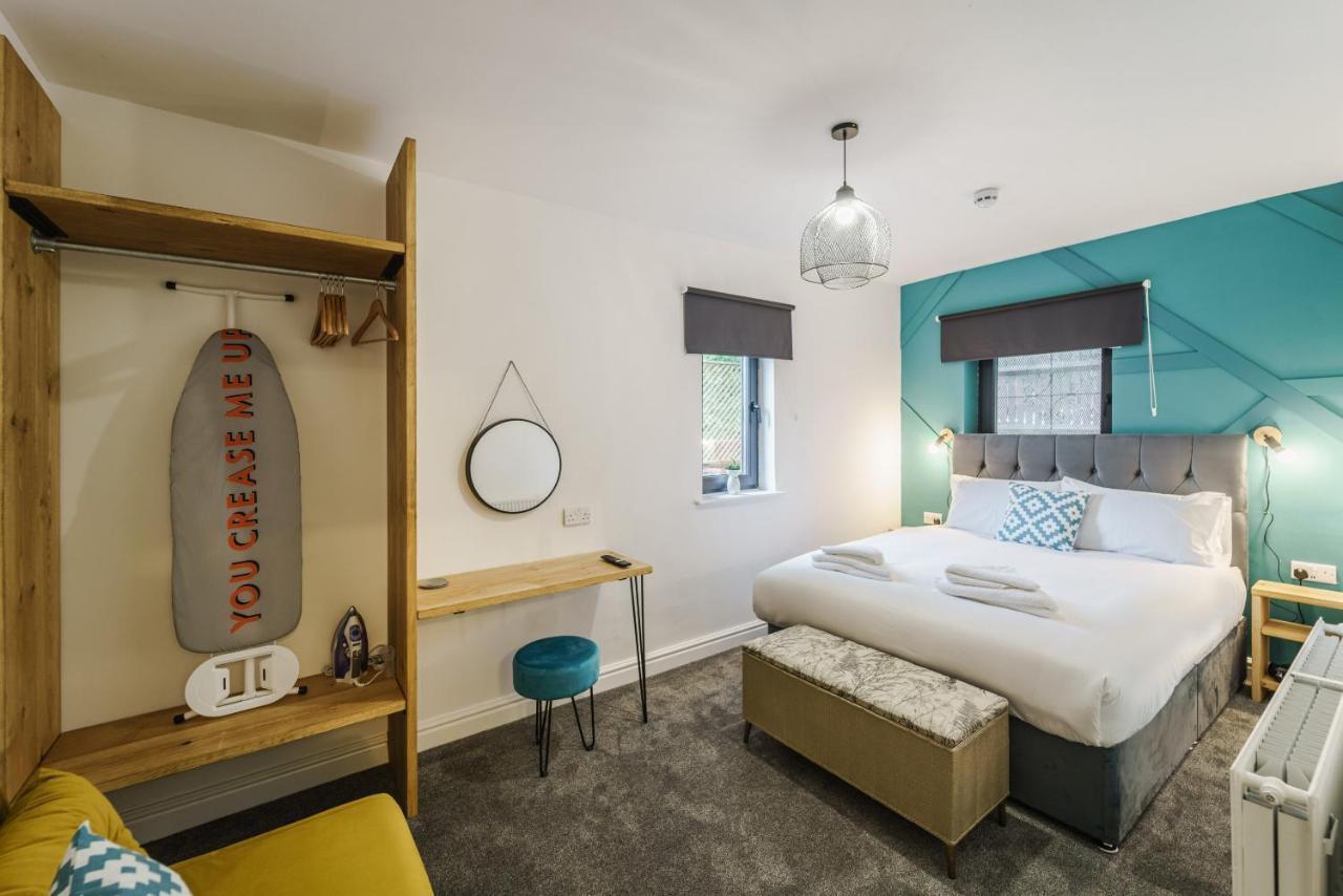 Deluxe Studio Apartments Derby Szoba fotó
